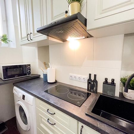 Charming Apartments In The Heart Of Lviv - Valova, Nasypna Str Exterior foto